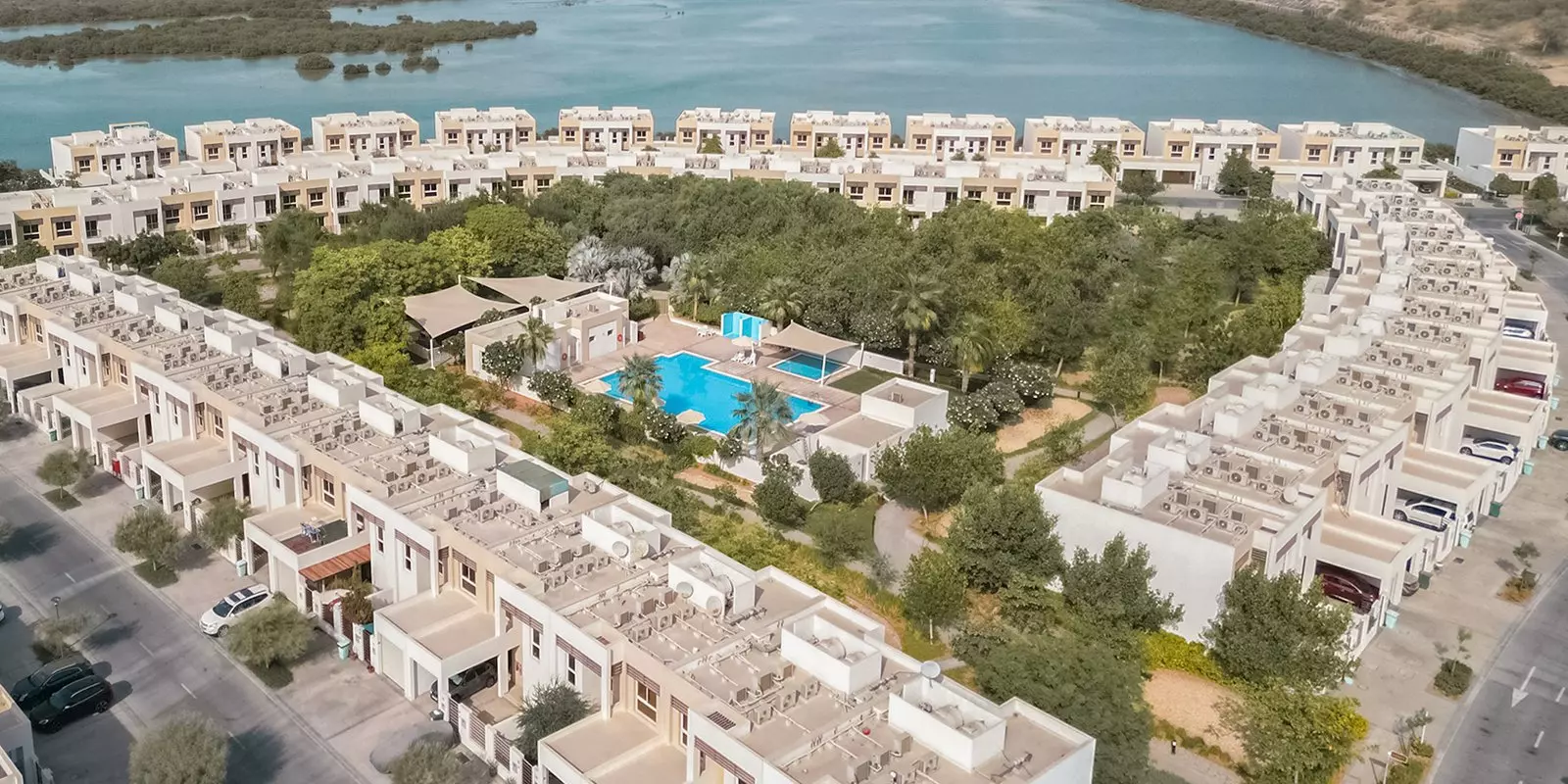 Flamingo Villas – main view
