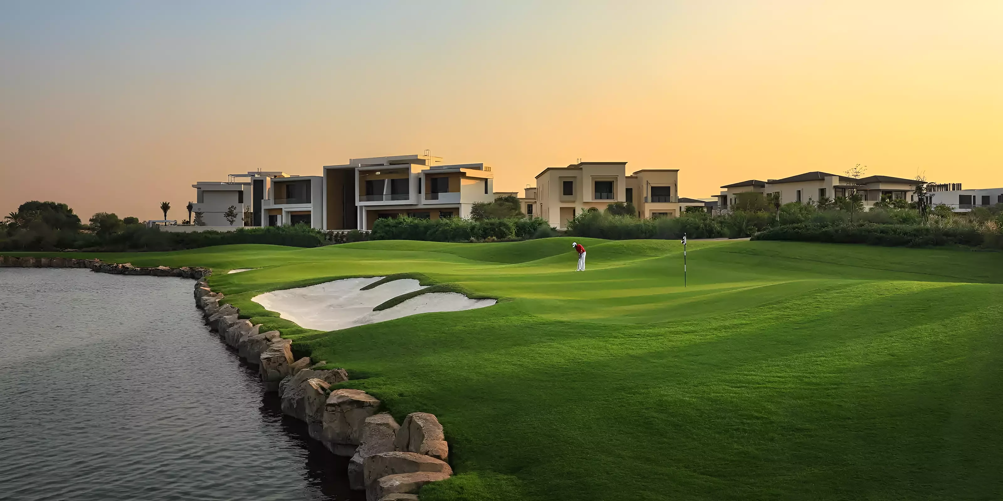 Golf Grand – main view