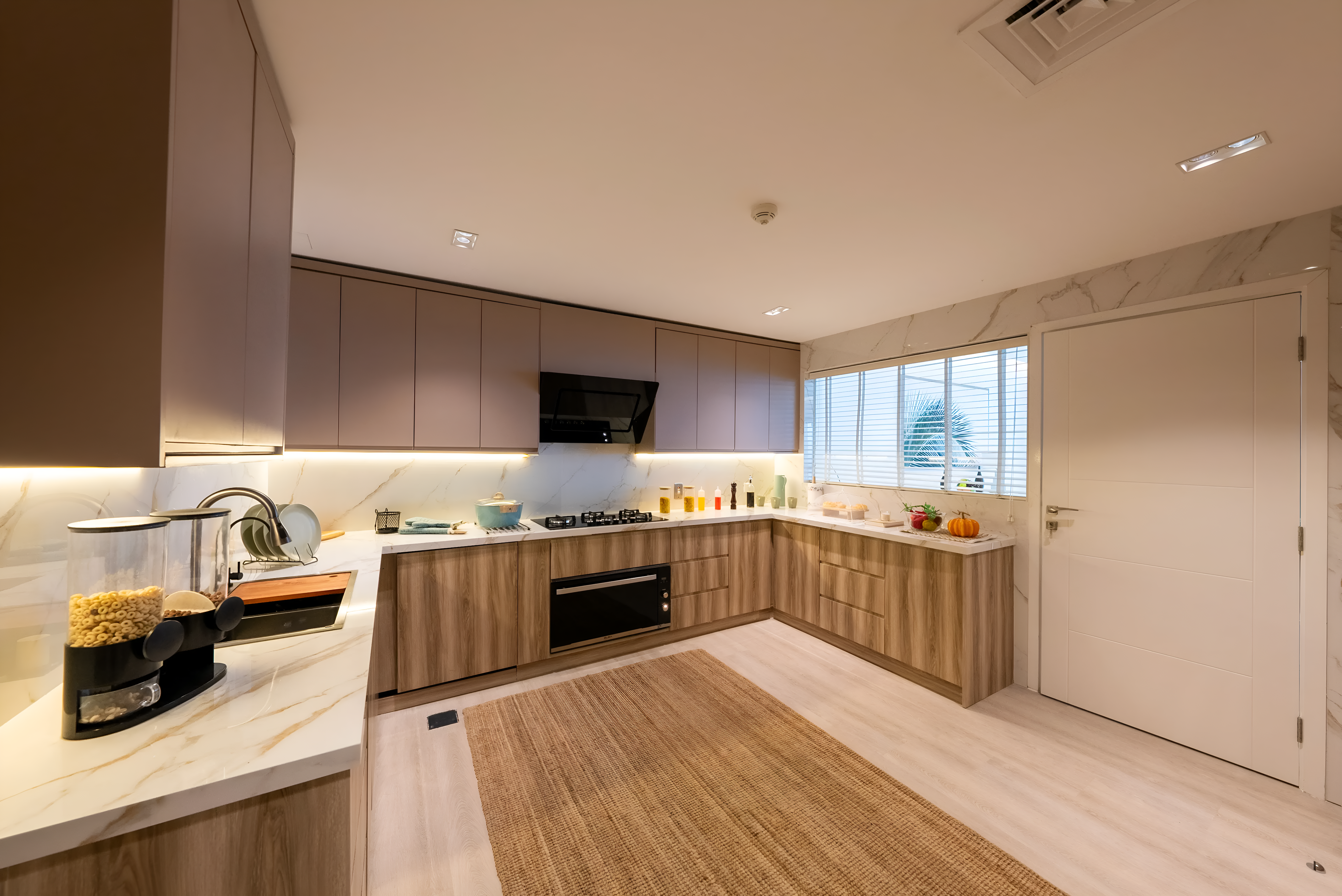 The Residence – photo 4