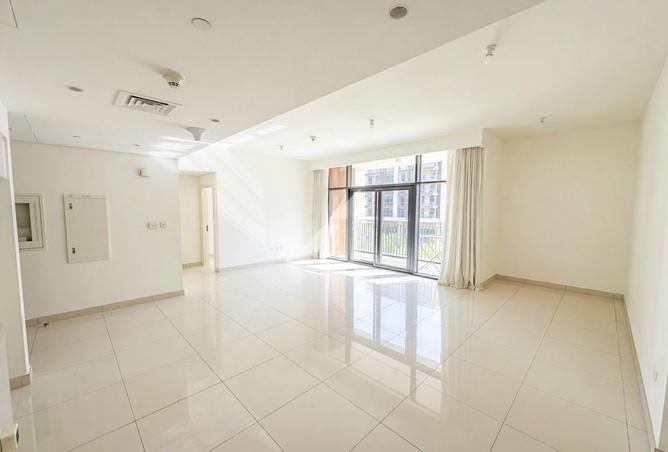 Spacious | Ready to Move In | Flexible Cheques photo 2