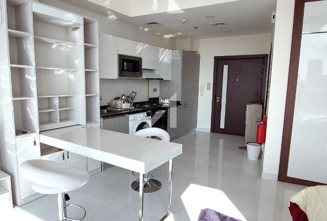 Exclusive | Fully Furnished | Ready to move photo 3