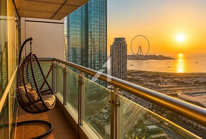 Hot Deal | Furnished and Upgraded I Full Sea View