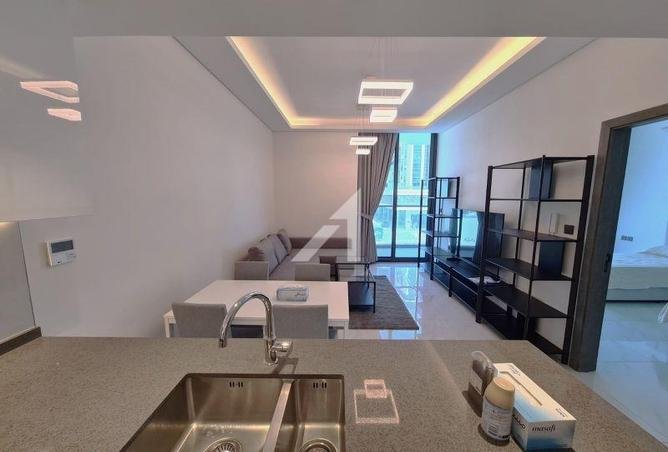 Chiller Free| Fully Furnished| Larger layout photo 3