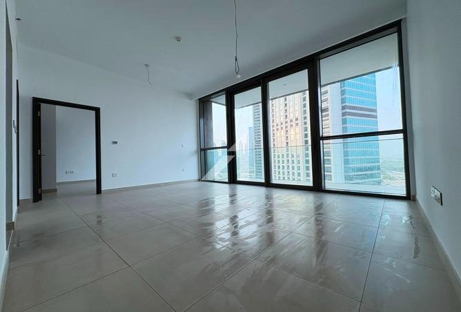 Vacant | Unfurnished | Zabeel View photo 3