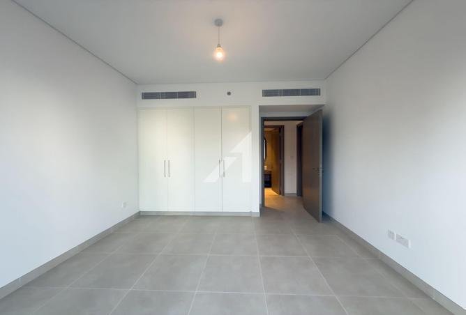 Elegant Living | Prime Location | City Walk photo 3