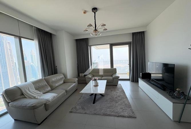 Corner Unit | Furnished | Multiple Cheque photo 2