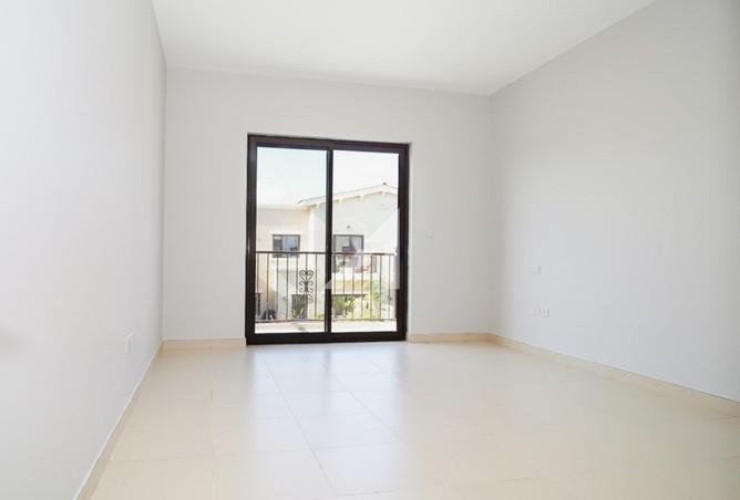 Type 3M | Back-to-Back | 3BR + Maid's Room photo 3