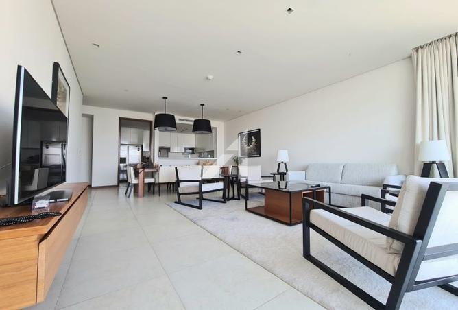 Fully Furnished |Stunning Lake View |2 Car Parking photo 2