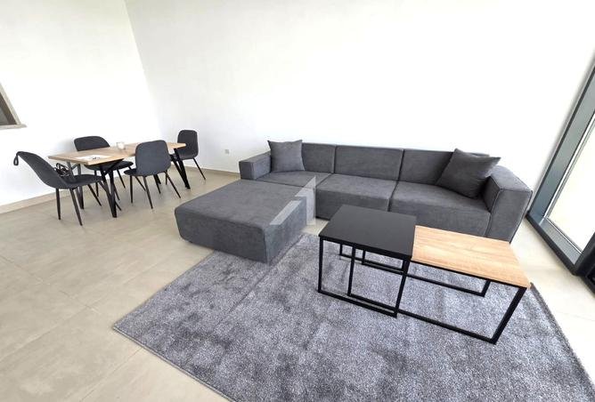 Lake View | Fully Furnished| Chiller Free photo 3