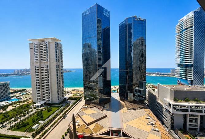Sea Views I Beachfront Living I Multiple Units
