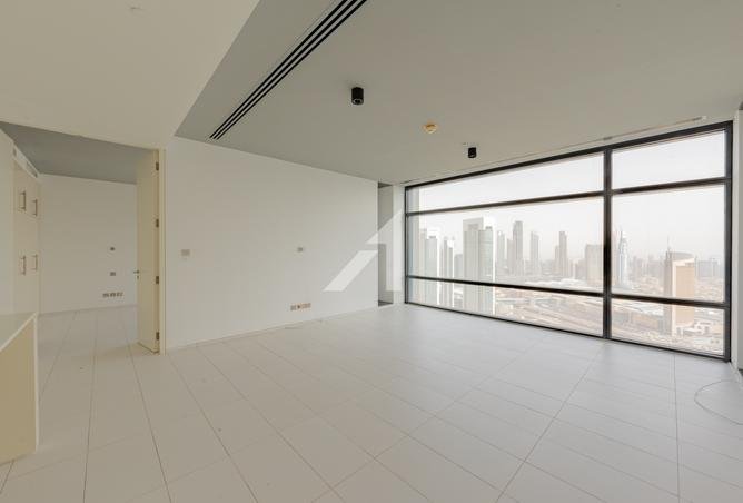 Vacant | Burj Khalifa View | Unfurnished | DIFC photo 2