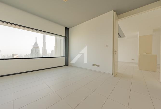 Vacant | Burj Khalifa View | Unfurnished | DIFC photo 3