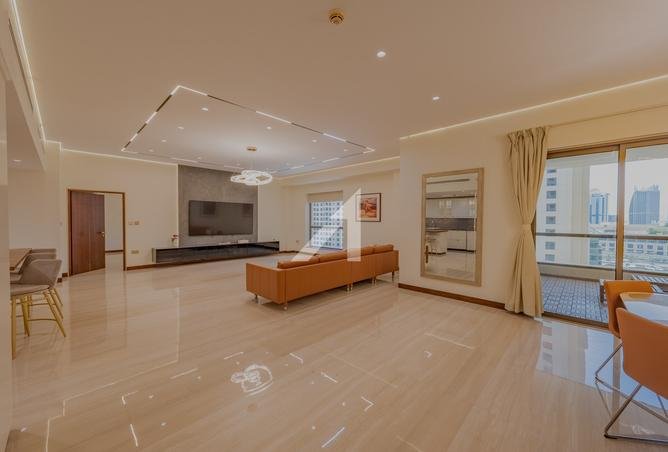 Furnished 1BR Marina View | Fully Renovated