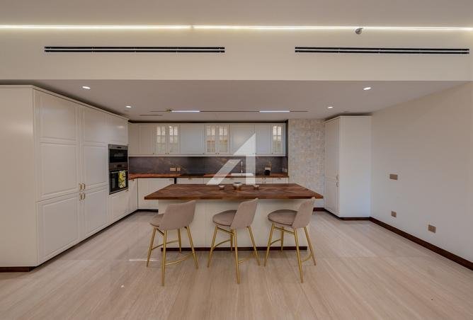 Furnished 1BR Marina View | Fully Renovated photo 3