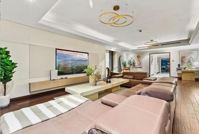 Ultra Luxury Penthouse | Best Beachfront Living photo 2