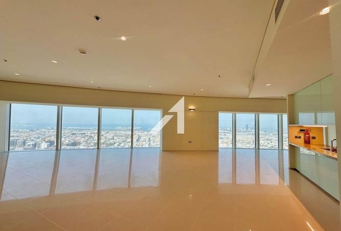 Prime Location | Close to Metro | High Floor