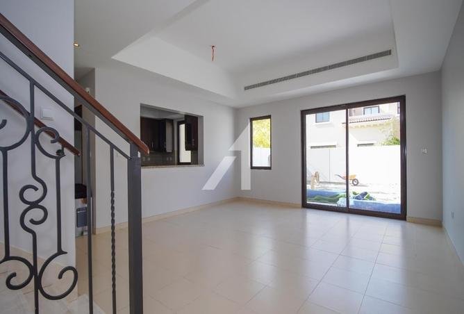 Vacant 3BR + Maid | Type 3M | Back to Back photo 3