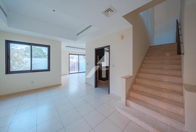 Spacious 3BR Plus Maid|Vacant|Back to Back|Type 2E photo 2