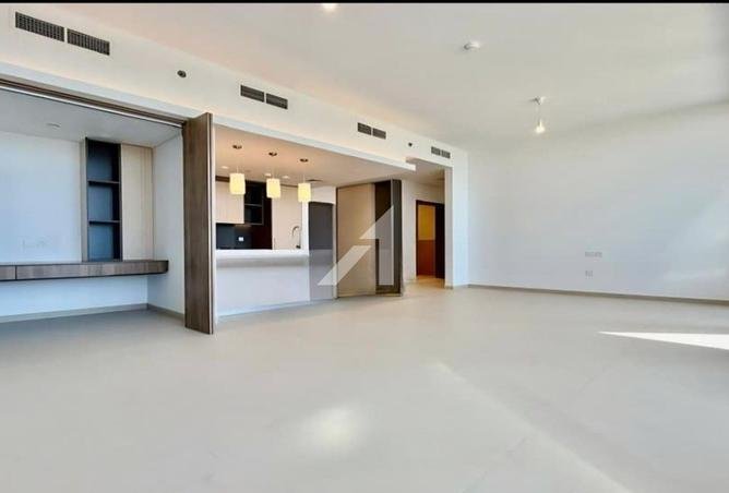 Brand New | Bright and Huge 1BR | Flexible Cheques