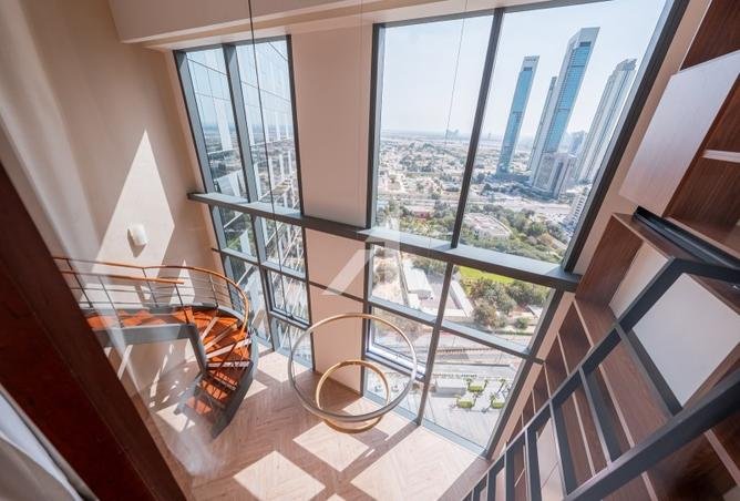 Semi Upgraded | Prestigious 2BR |Prime Location photo 3