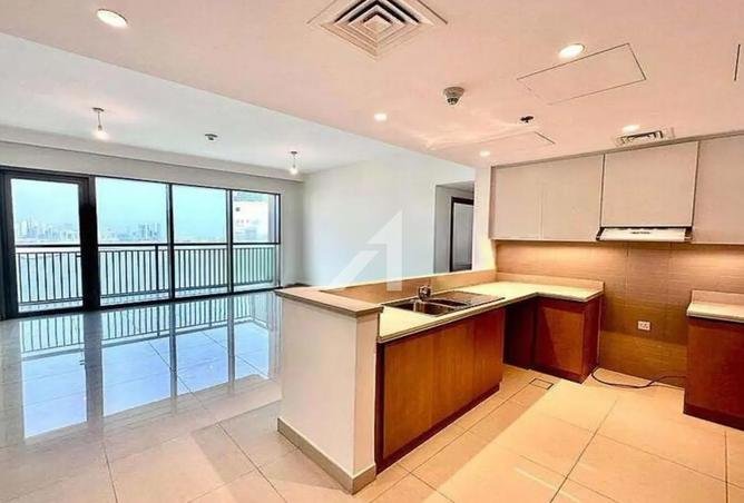 Spacious | Waterfront Community |Prime Location photo 2