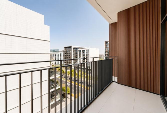 Vacant | Community View | High Floor photo 3