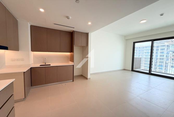 Vacant | High Floor | Multiple Cheques photo 2