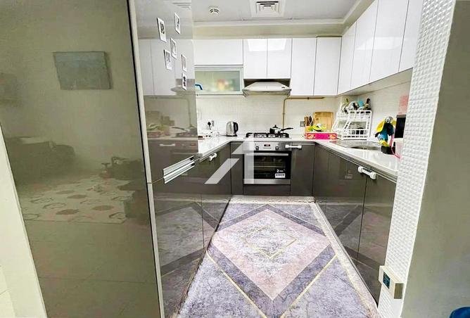 Spacious | Community View | Furnished photo 3