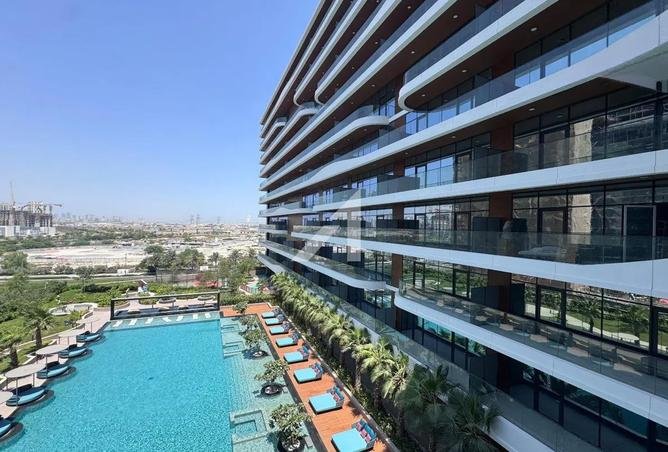 Large Corner Unit | Brand New | Pool View