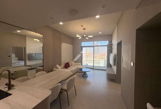 Brand New | Vacant | Luxury Furnished